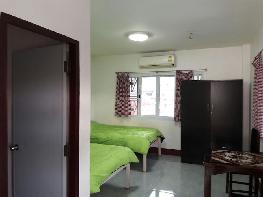 2 beds (4 fts.) comfortable room