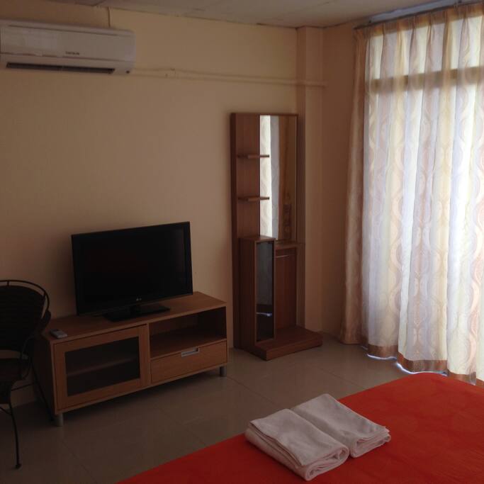 room 2 adult