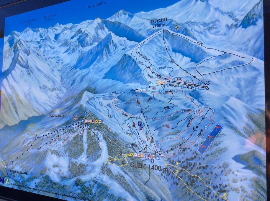 Emplacement du Chalet au Coeur de la Station avec Commerces et activites