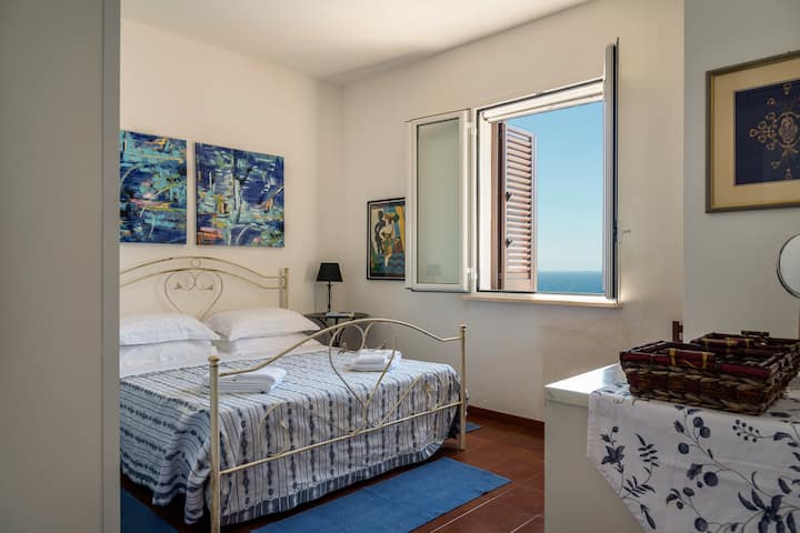 Glavna spavaća soba na katu