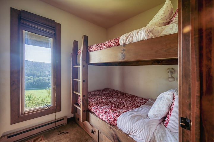 Bunk Bed Room with Three Twin Beds (Guard rails are provided for upper bunks)