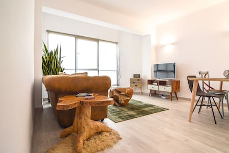 Charming contemporary flat in the heart of Palma.