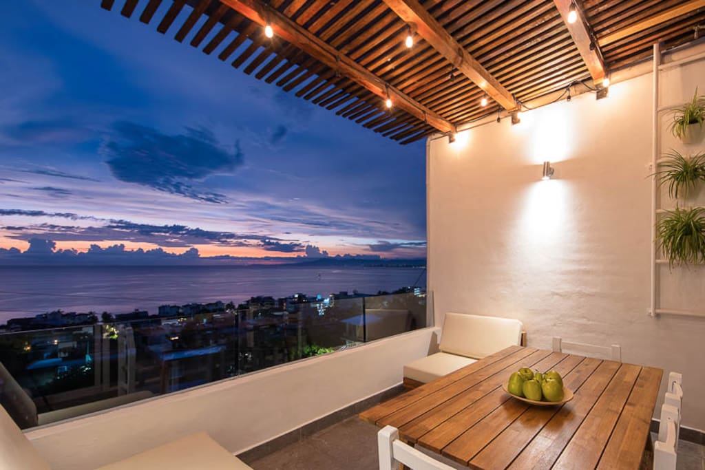 Relax in the Shimmer of the Bay from the Terraza - 4th Level