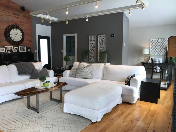 Top 7 Hotels With Hot Tub In Orillia, Canada Updated 2024 Trip101