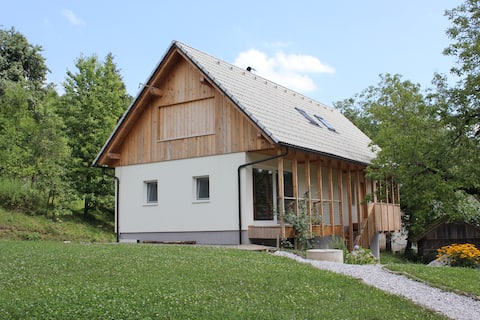 Modern Country House Retreat