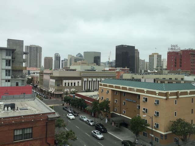 Beautiful, spacious loft in Gaslamp