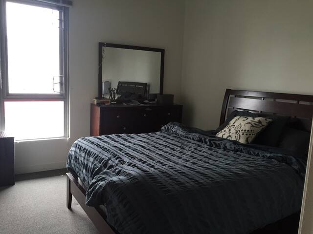 Beautiful, spacious loft in Gaslamp gallery image 5