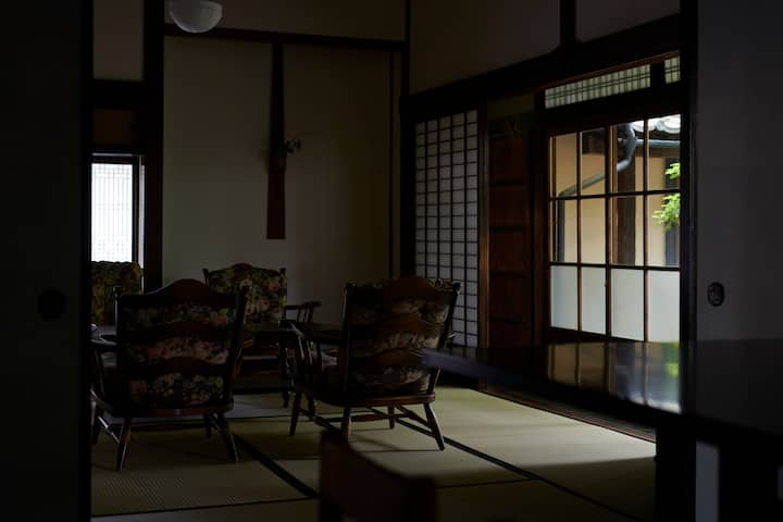 【素泊り】白藤　主屋・洋館貸切　国の有形文化財に泊まる　1日1組限定　一棟貸宿 - 須坂市
