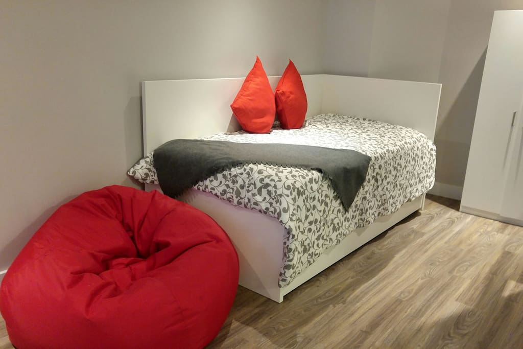 2 Twins beds (Sliding bed)