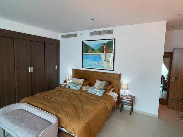 غرفة النوم الرئيسية