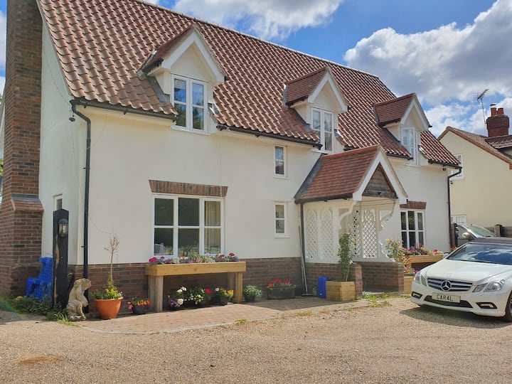 Ipswich Holiday Rentals & Homes England, United Kingdom Airbnb