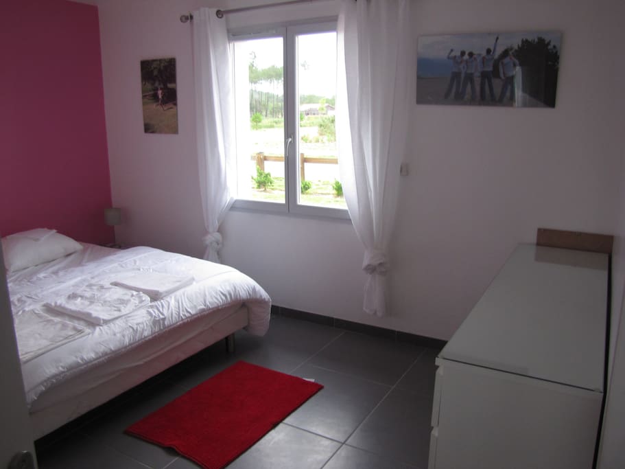 chambre1 penderie +commode
