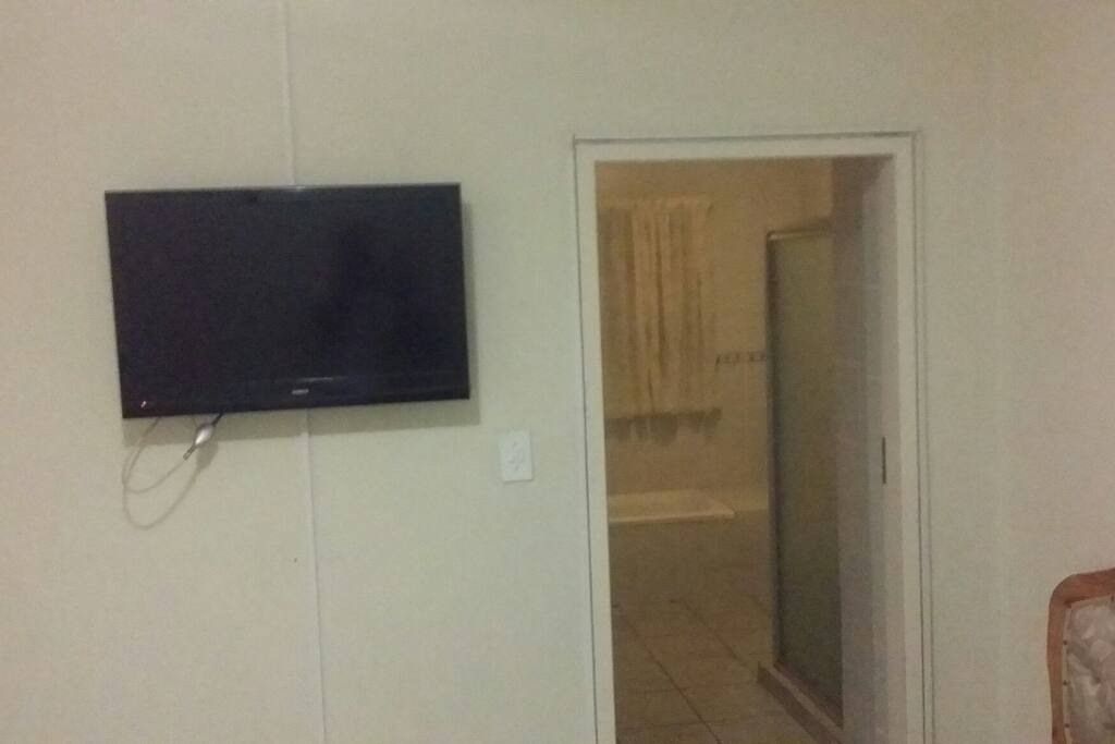 Self contained room