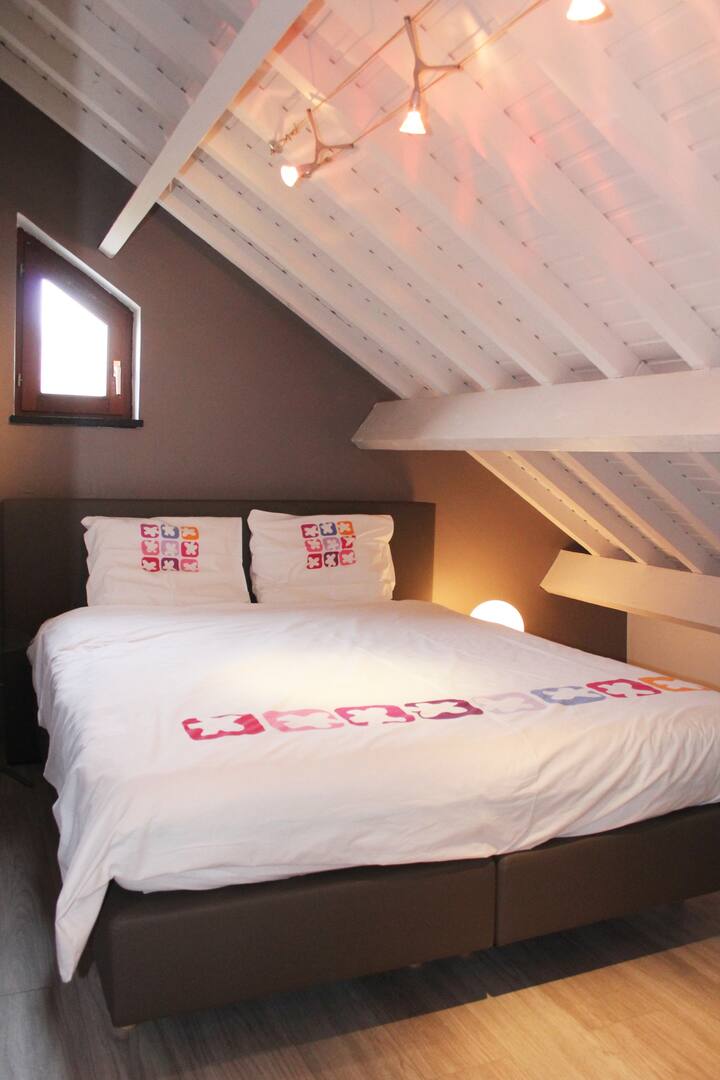 Chumba cha kulala 3 - Kitanda cha watu wawili 160 x 200 sentimita