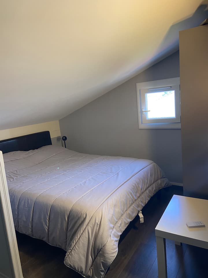 غرفة النوم 1