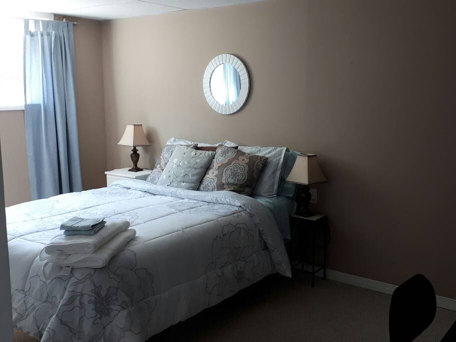 Comfortable Queen Bed