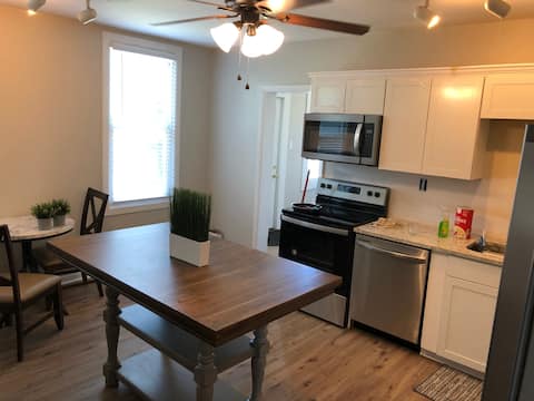 Beautiful Home one mile from downtown Cincinnati!!