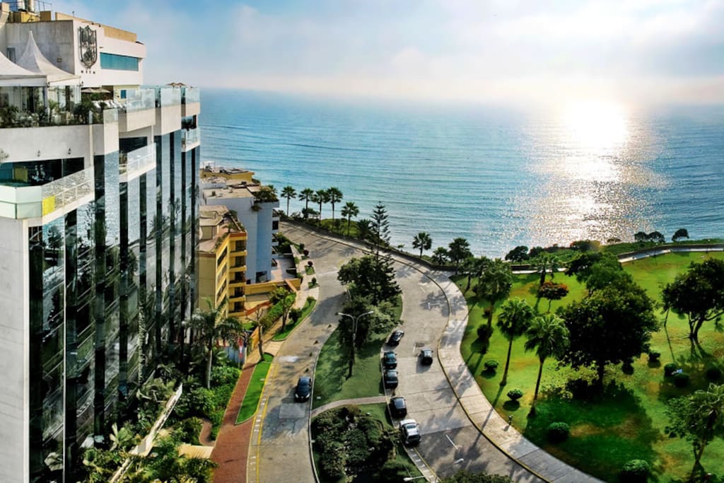 The apartment it is walking distance to the beach (8 blocks)