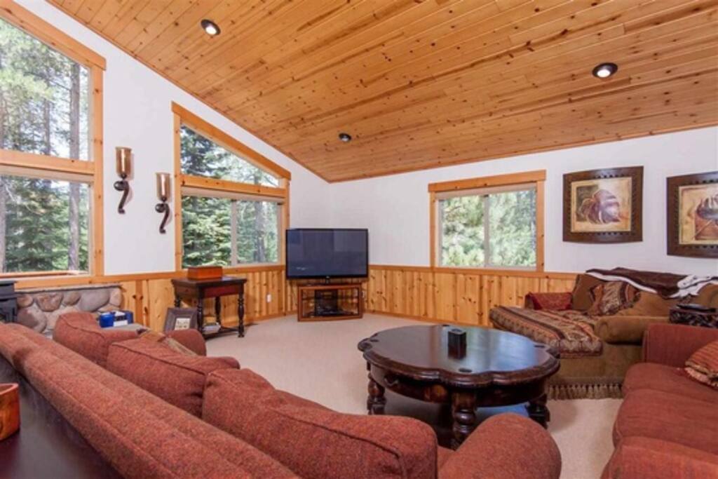 Open space living, dining, and kitchen