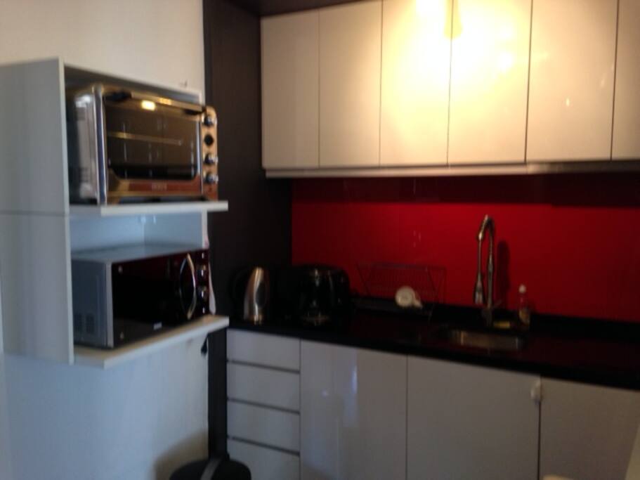 Cocina completa amoblada, hornos