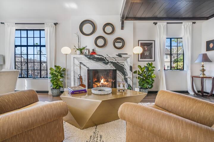 Stunning Contemporary Oasis the Heart of the City gallery image 5