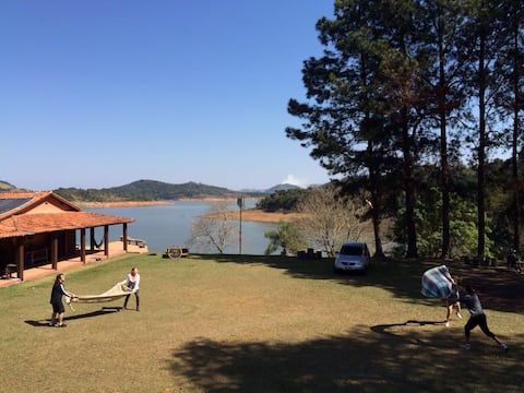 Popular Airbnb listing: Farmhouse at the Reservoir - Joanópolis in Bragança Paulista