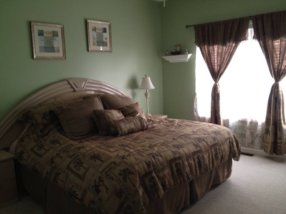 Master Bedroom w/on suite