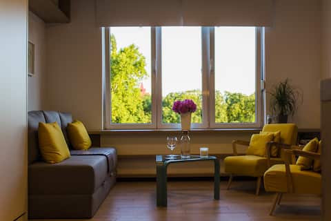 Top Airbnb: Modern cozy studio with a nice view in Črnomerec