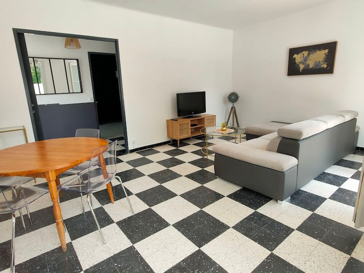 غرفة المعيشة