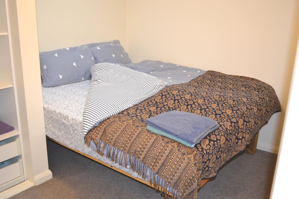 King Size bed and duck down duvet!
