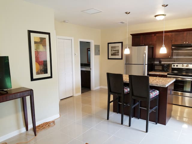 Aloha Hollywood, FL#1