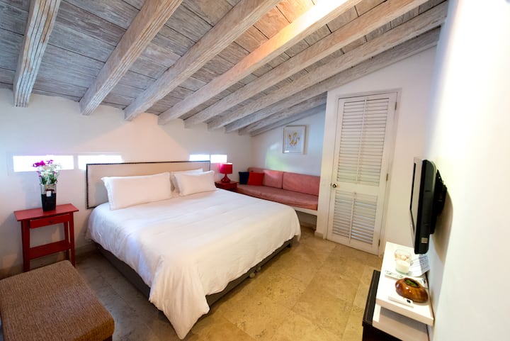 Ეს არის ანტრესოლი.