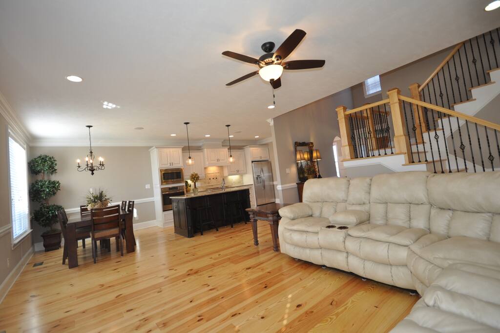 Main Level Great Room