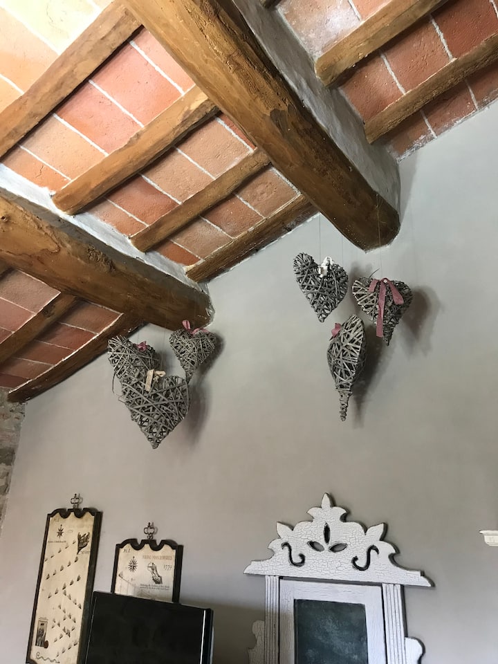 Habitación 1 "Il Gelso Bianco"; tiene decoraciones en sauce