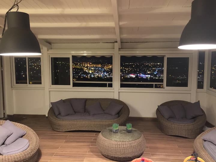 Chambre sur les hauteurs de Fort de  France