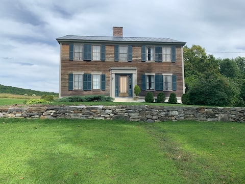 Vermont farmhouse close to Middlebury College