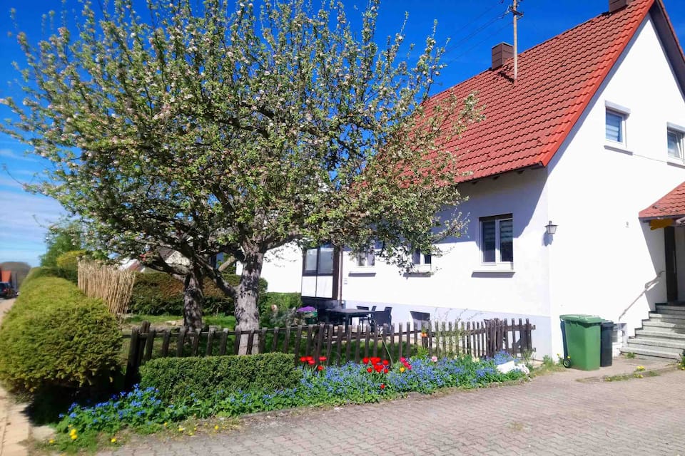 A family house with a conservatory games room near the Black Forest, Tuningen, Baden-Württemberg, Germany, photo 9 of 10