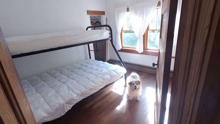 3rd bedroom has bunkbeds.  Bucky not included.