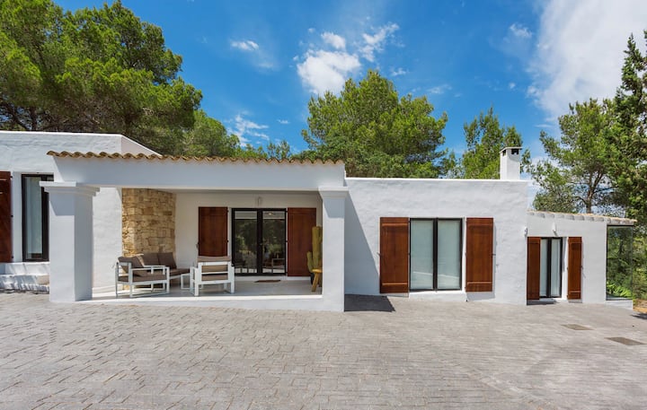Villa Can Mass Architect Country Villa Villas For Rent In Islas Baleares Islas Baleares Spain