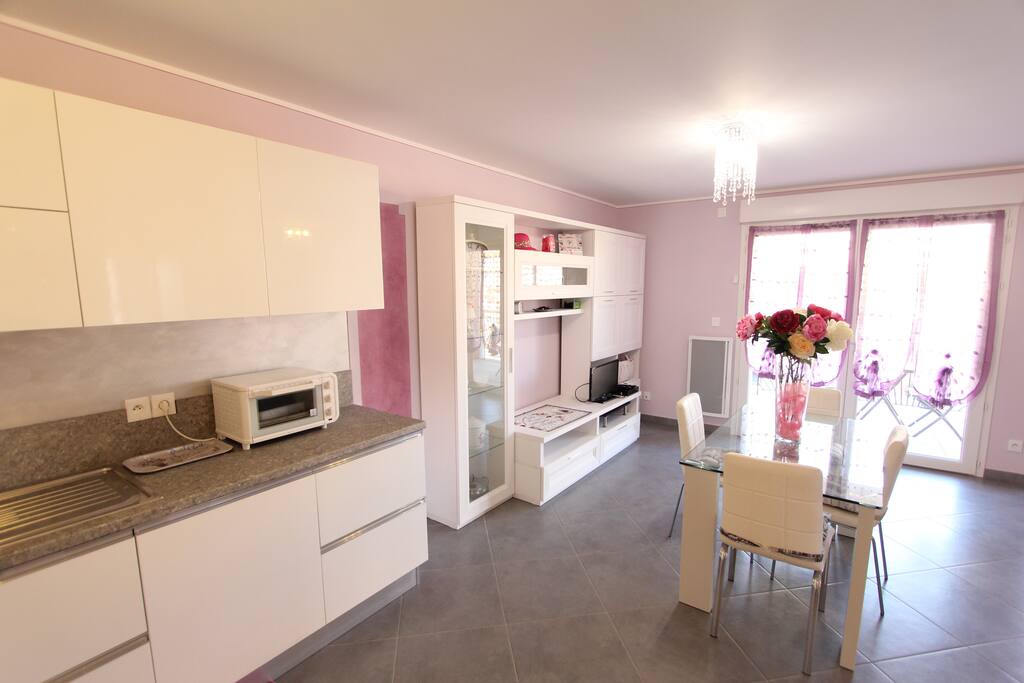 Cucina e zona pranzo