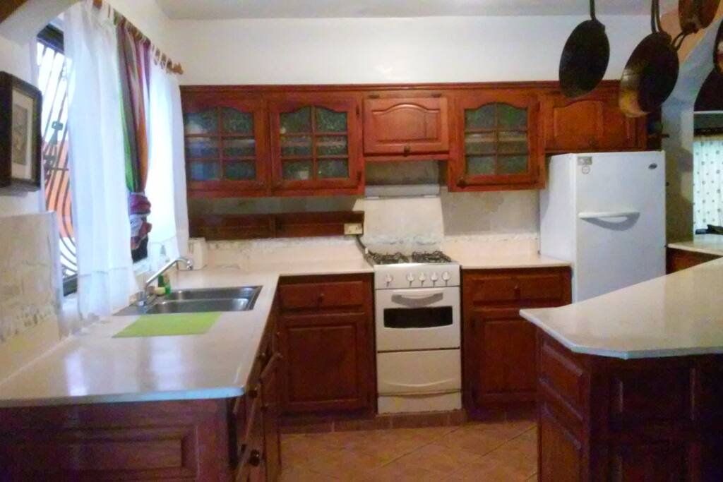 Full kitchen