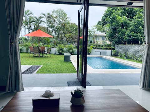 Villa Alamanda@Rancamaya golf