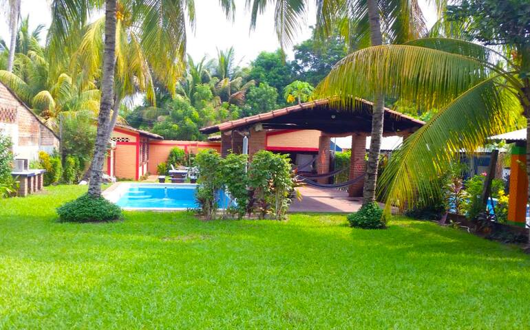 RANCHO AVANI (formerly rancho guadalupano) Casas de