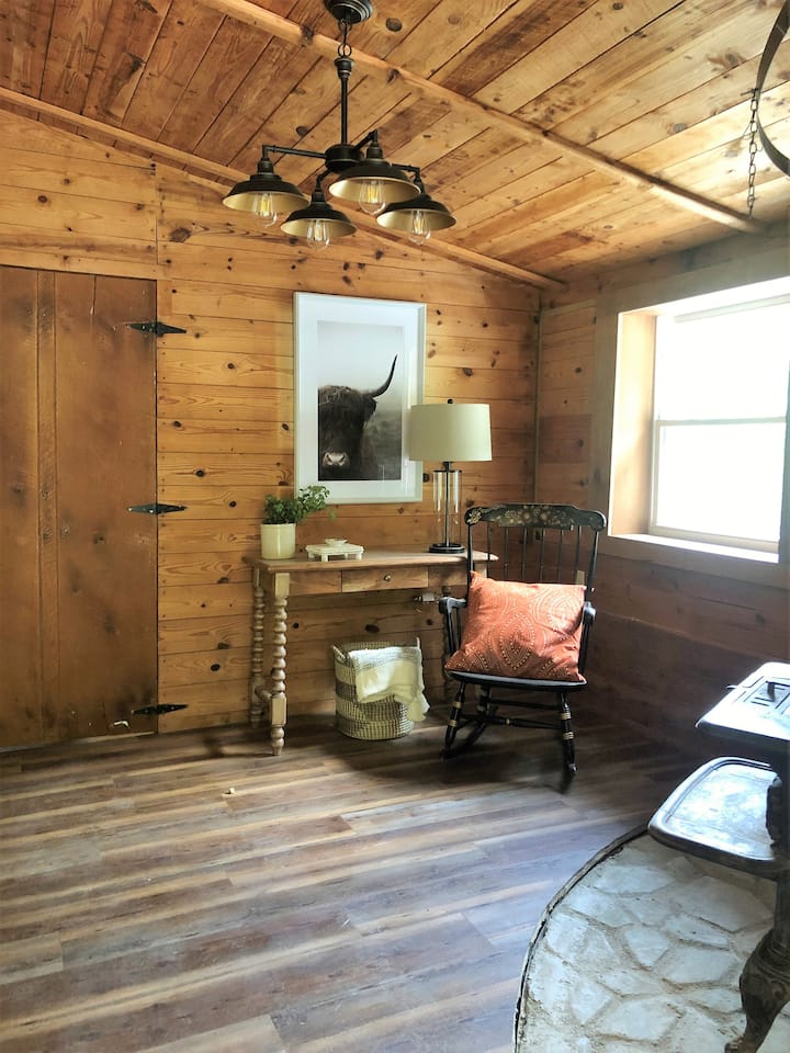 Serenity Ridge Cabin - Spectacular Views - Shenandoah, VA