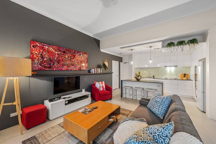 View from the Top ~ 2Bed, 2Bath, 2Parking, Balcony gallery image 4