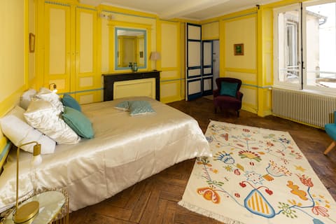 Airbnb performant: THE URSULINES IN THE HEART OF THE HISTORIC CENTER OF BAYEUX à Bayeux
