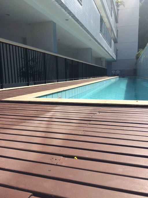 Big Pool, Dry Sauna, Gym and Laundry on the ground floor # Piscina, Sauna e Academia no andar térreo.