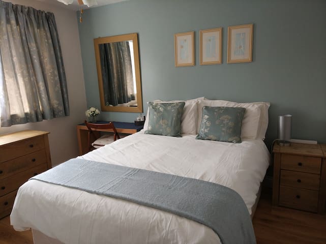 A home from home in vibrant and picturesque Belper