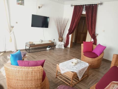 APARTMENT BIYEM-ASSI