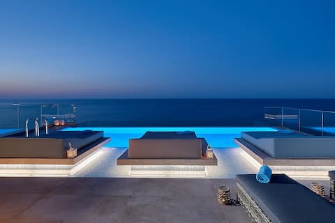 Successful Airbnb property: Seafront Apt. by Myseasight.com Studio Gardenview in Δήμος Χερσονήσου